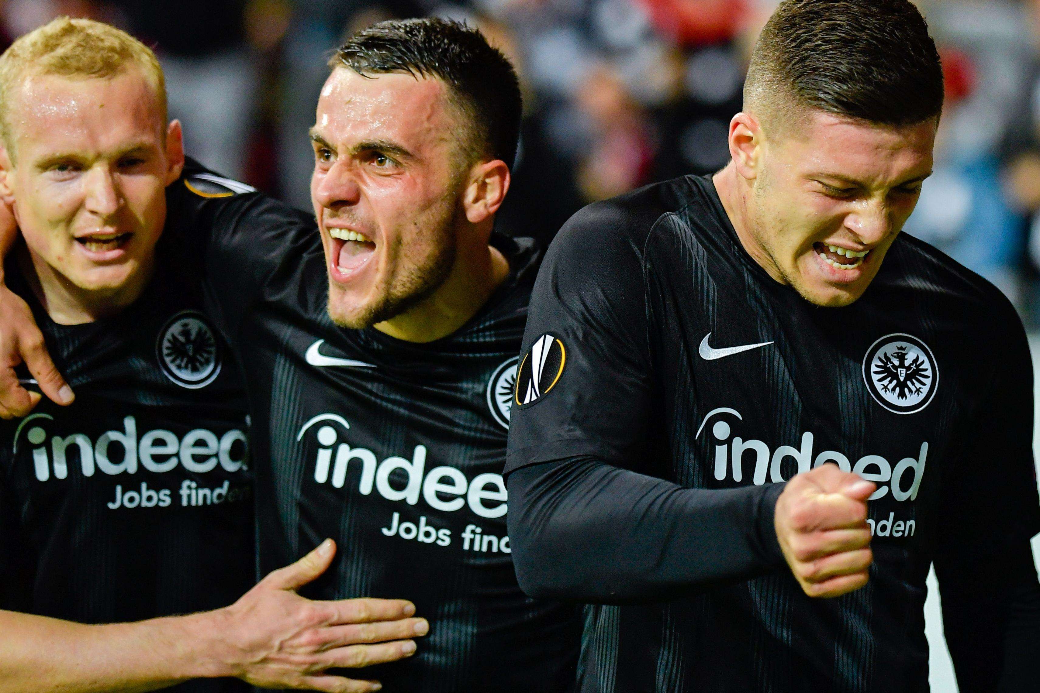 KOK体育-法兰克福老鹰奋勇战胜对手追赶积分榜的简单介绍